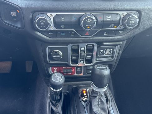 Used 2025 Jeep Wrangler Unlimited Sport S 4xe AWD/4WD image 25