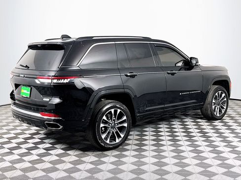 Used 2022 Jeep Grand Cherokee Overland w/ Luxury Tech Group IV image 10