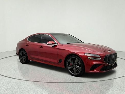 Used 2022 Genesis G70 3.3T RWD image 3