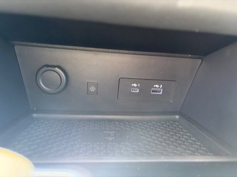 Used 2025 Nissan Pathfinder SL w/ Lighting Package (N92) AWD/4WD image 18