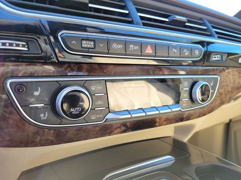 Used 2017 Audi Q7 3.0T Premium Plus image 29