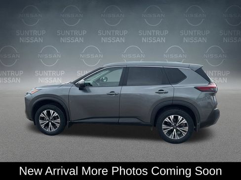 Used 2023 Nissan Rogue SV w/ SV Premium B Package AWD/4WD image 3