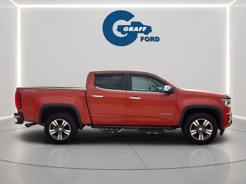 Used 2016 Chevrolet Colorado LT w/ Luxury Package, Chrome AWD/4WD image 10