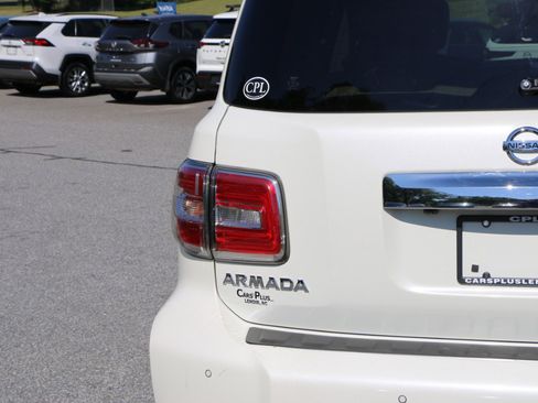 Used 2017 Nissan Armada Platinum w/ Captain Seat Package RWD image 5