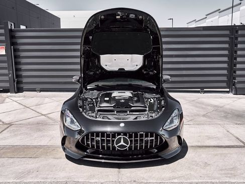 Used 2025 Mercedes-Benz AMG GT 63 image 17