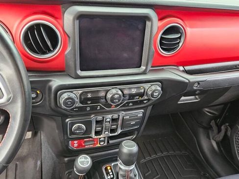 Used 2022 Jeep Gladiator Rubicon image 23