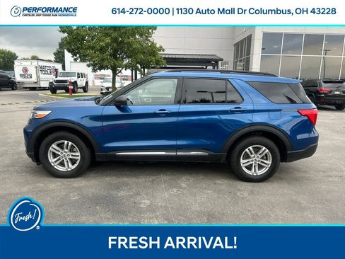 Used 2022 Ford Explorer XLT AWD/4WD image 7