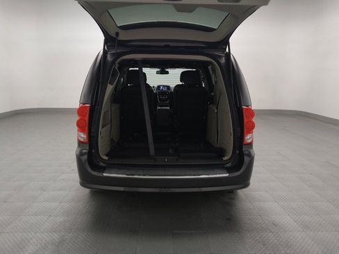 Used 2019 Dodge Grand Caravan SXT image 29