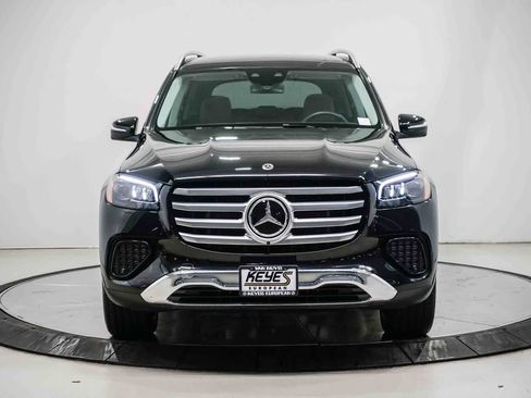 Certified 2026 Mercedes-Benz GLS 450 4MATIC image 6