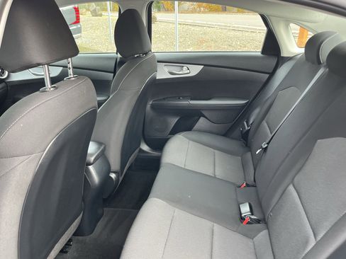 Used 2024 Kia Forte LXS image 13