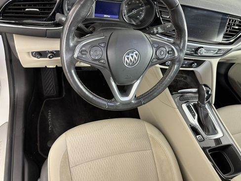 Used 2019 Buick Regal Preferred w/ Driver Confidence Package I image 15