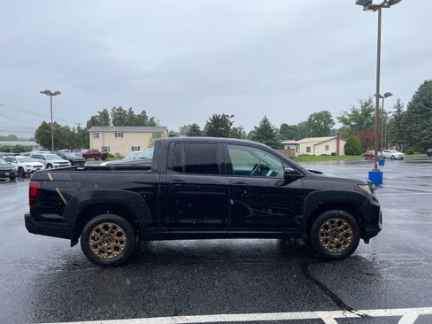 Used 2021 Honda Ridgeline Sport image 7