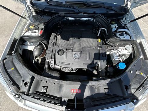 Used 2013 Mercedes-Benz GLK 350 4MATIC image 31