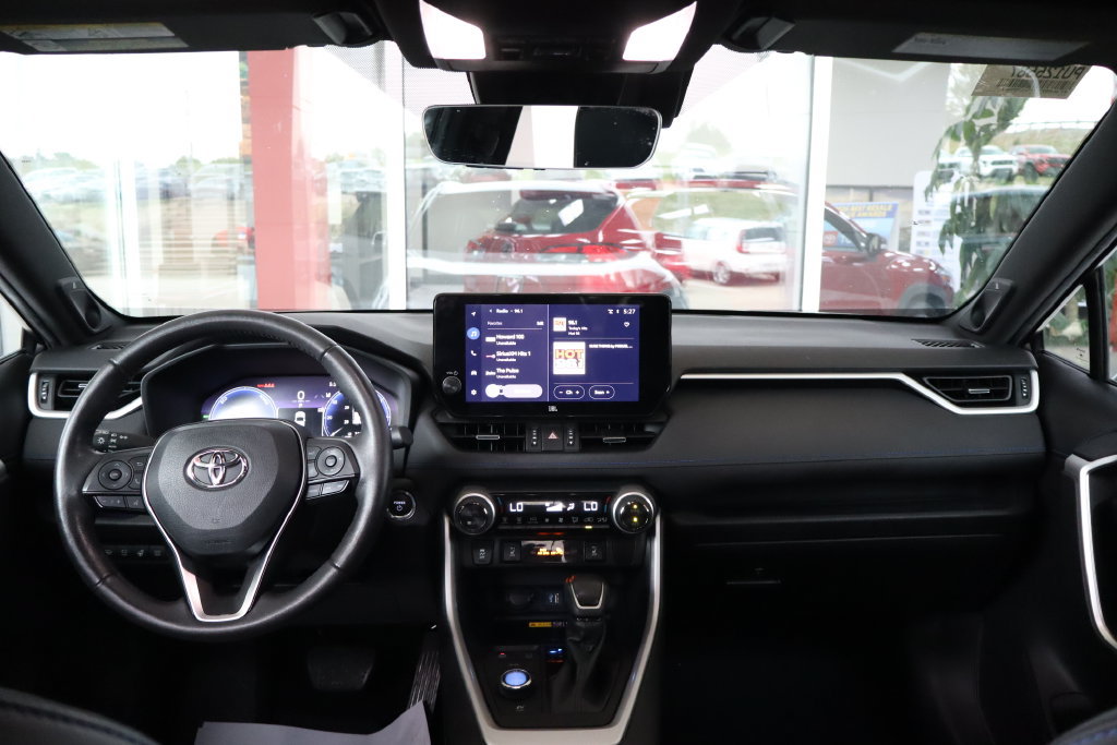 Used 2023 Toyota RAV4 XSE AWD/4WD image 30