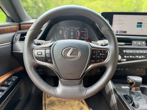 Used 2024 Lexus ES 350 w/ Premium Package FWD image 22