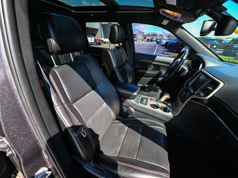 Used 2016 Jeep Grand Cherokee Limited 75th Anniversary image 25