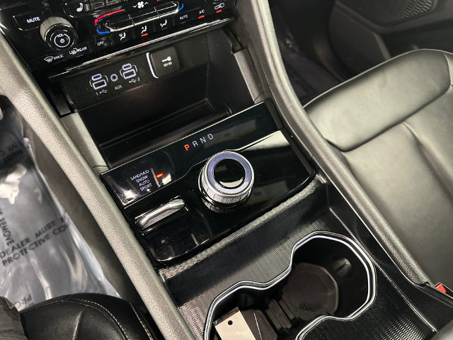 Certified 2024 Jeep Grand Cherokee L Limited w/ Black Appearance Package AWD/4WD image 15