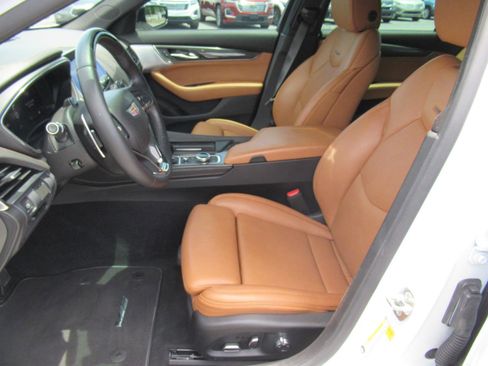 Used 2024 Cadillac CT5 V w/ Platinum Package AWD/4WD image 16