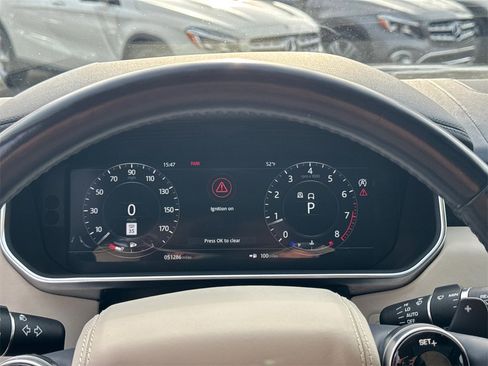 Used 2019 Land Rover Range Rover Long Wheelbase Supercharged image 27