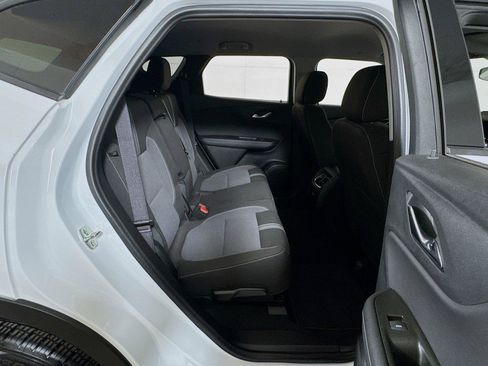 Certified 2025 Chevrolet Blazer LT FWD image 25