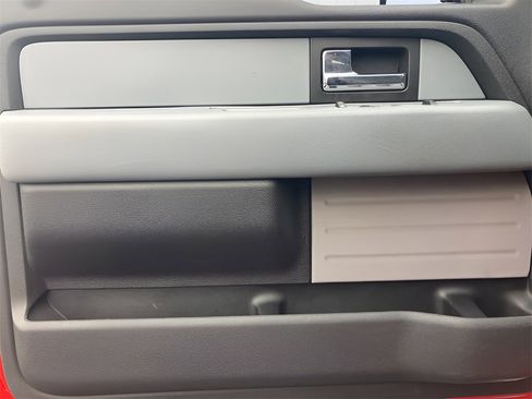 Used 2014 Ford F150 XLT w/ Trailer Tow Package image 23