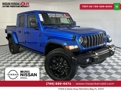 Used 2025 Jeep Gladiator Sport