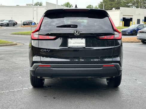 Used 2025 Honda CR-V LX image 10