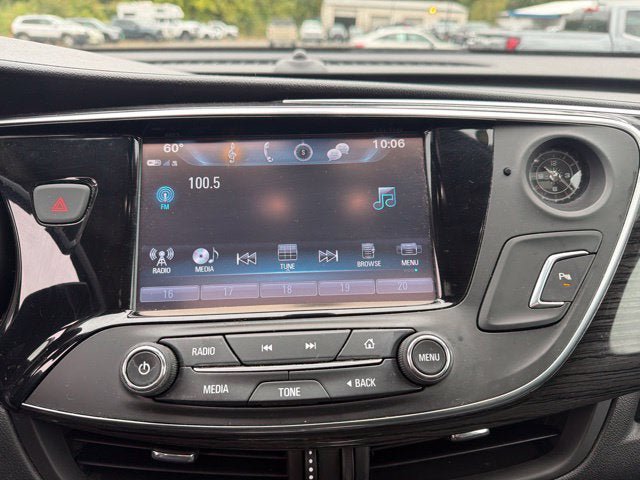 Used 2017 Buick Envision Essence w/ LPO, Cargo Package AWD/4WD image 20