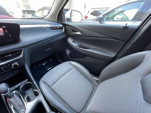 Used 2025 Buick Encore GX Preferred image 35