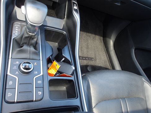 Used 2023 Kia Sorento S w/ Panoramic Sunroof Package AWD/4WD image 23