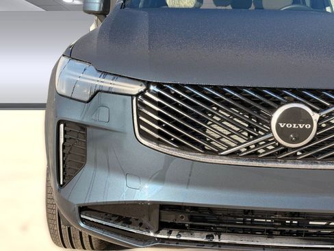 New 2026 Volvo XC90 B6 Plus w/ Protection Package Premier image 11
