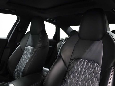 Used 2022 Audi S6 Premium Plus image 18