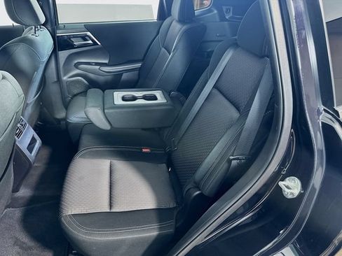 Used 2023 Mitsubishi Outlander ES AWD/4WD image 17