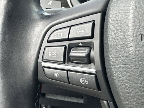 Used 2013 BMW M5 RWD image 22