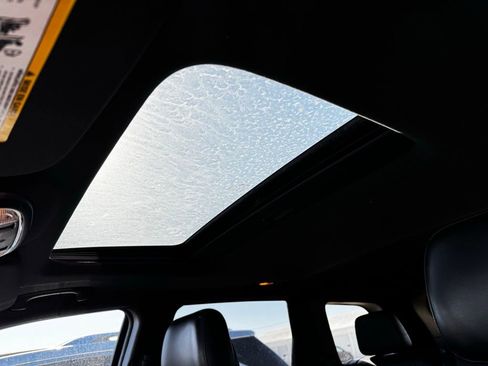 Used 2015 Jeep Grand Cherokee Limited image 6