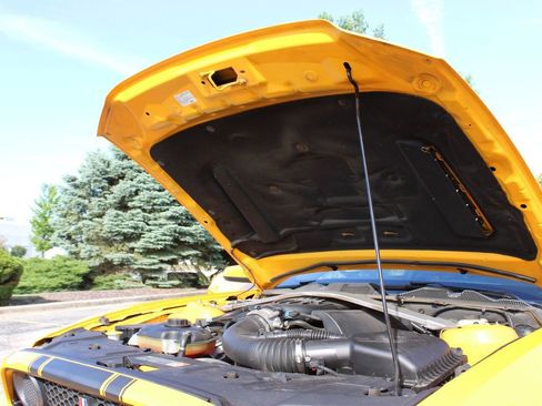 Used 2013 Ford Mustang Boss 302 w/ Boss 302 Accessory Pkg image 36