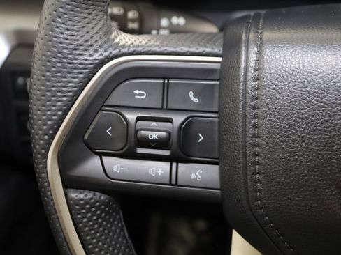 Used 2025 Toyota Tacoma TRD Off-Road image 34