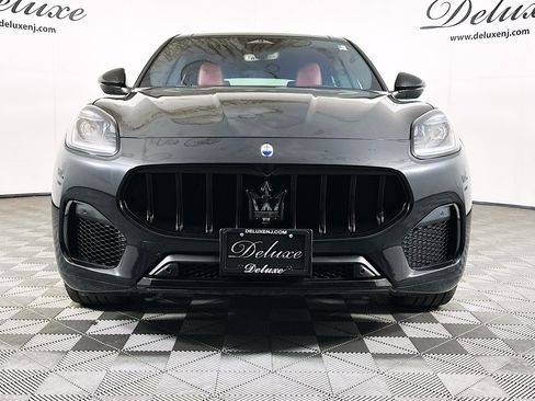 Used 2023 Maserati Grecale Modena AWD/4WD image 2
