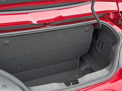 Used 2023 Chevrolet Camaro LT RWD image 8
