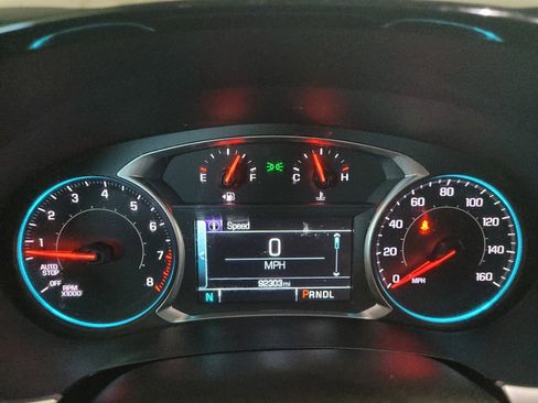 Used 2019 Chevrolet Traverse LT FWD image 23
