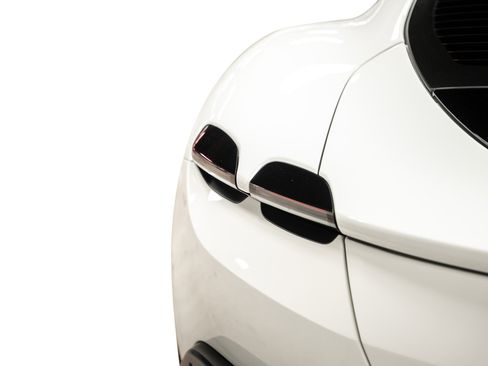 Used 2022 Ferrari Roma image 23