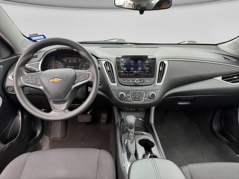 Used 2024 Chevrolet Malibu LT FWD image 24