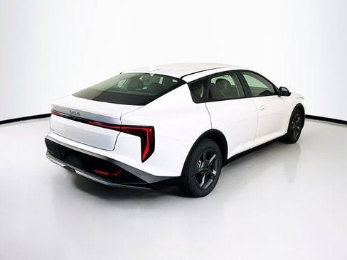 New 2025 Kia K4 LXS image 5