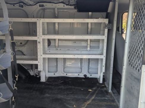 Used 2016 Ford Transit 250 130 Low Roof w/ Exterior Upgrade Package image 15