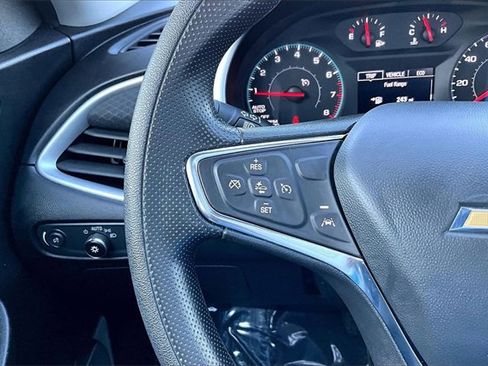 Used 2024 Chevrolet Malibu LT image 11