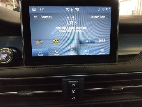 Used 2021 Lincoln Corsair AWD w/ Equipment Group 101A image 25