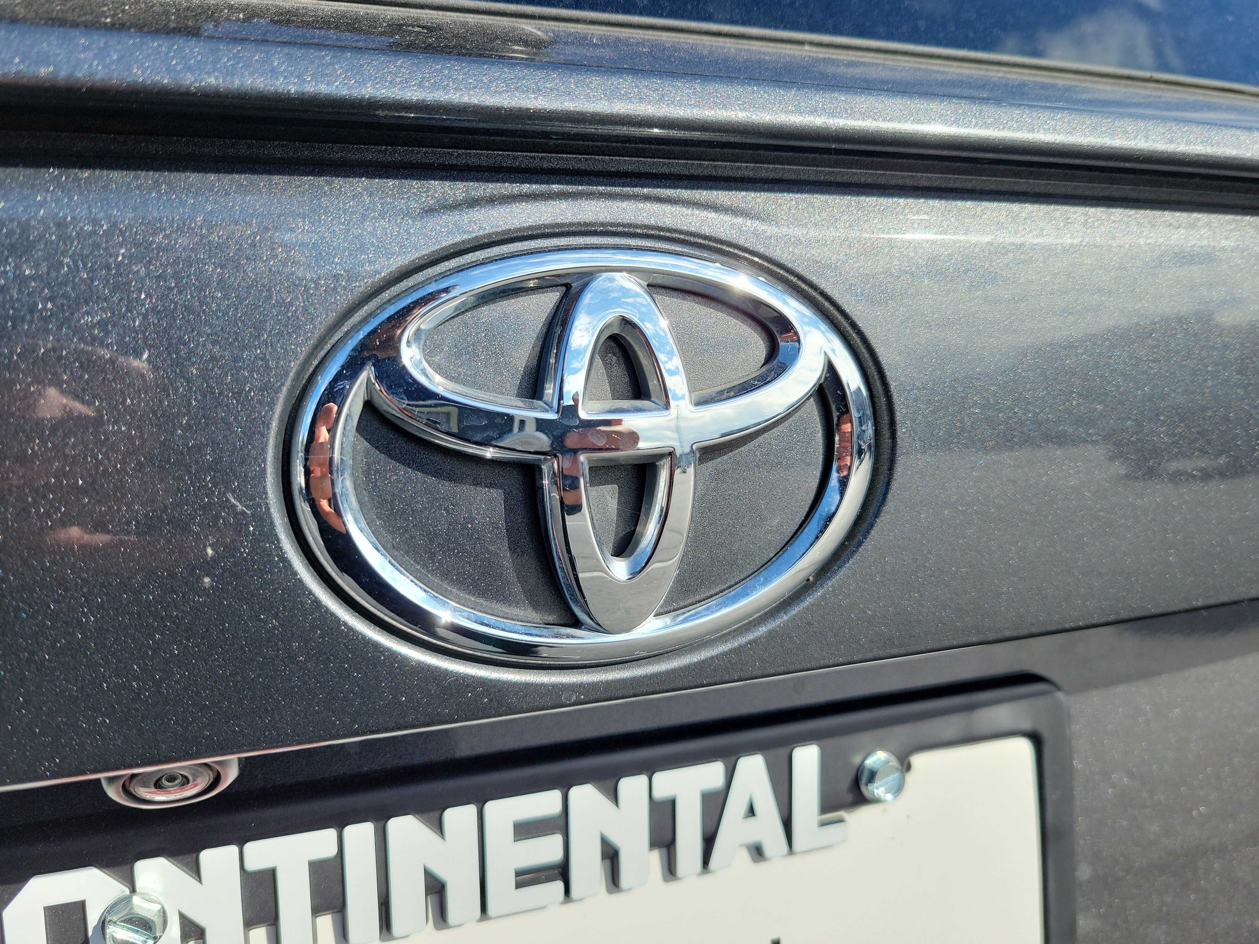 Certified 2025 Toyota RAV4 XLE AWD/4WD image 7