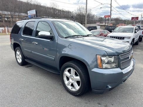 Used 2008 Chevrolet Tahoe LTZ w/ LTZ Preferred Equipment Group image 3