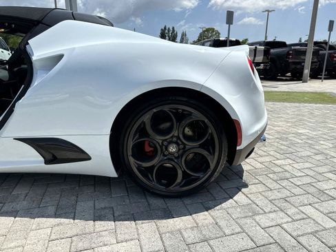 Used 2016 Alfa Romeo 4C Spider RWD image 14