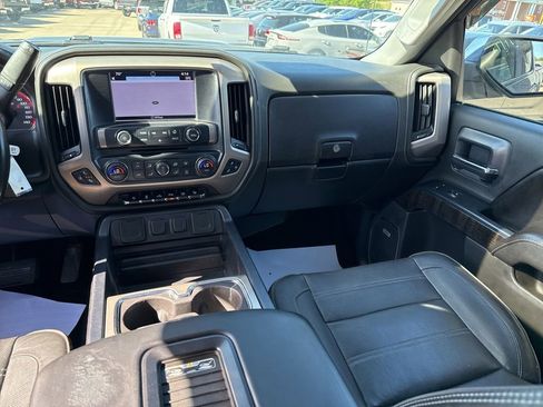 Used 2016 GMC Sierra 2500 Denali w/ Driver Alert Package AWD/4WD image 22